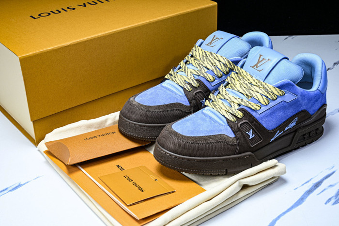 LOU1VTON SNEAKER