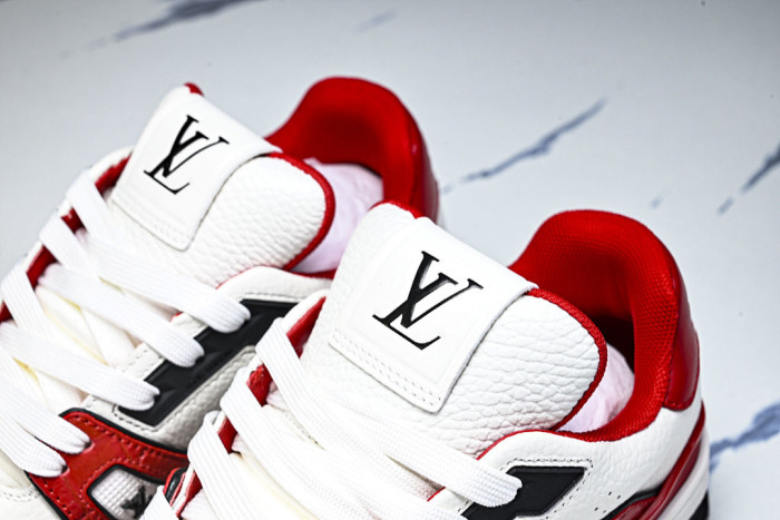 LOU1VTON SNEAKER