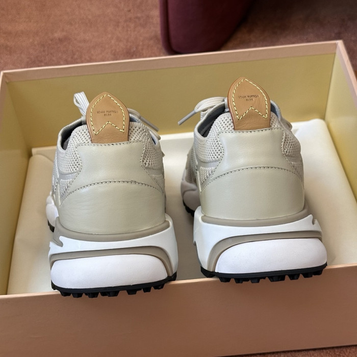 LOU1VTON SNEAKER