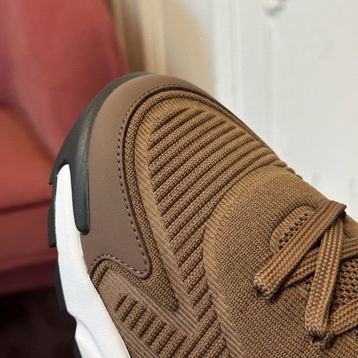 LOU1VTON SNEAKER