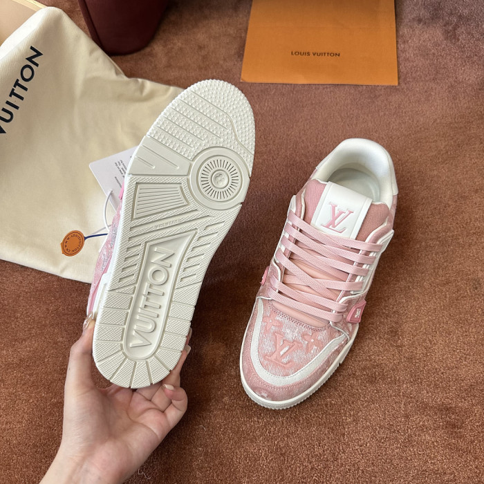LOU1VTON SNEAKER