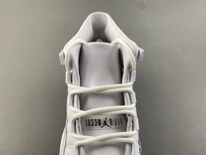 Air Jordan 11 Pack Expected Fall COMME des GARÇONS (2026) IV7639-100