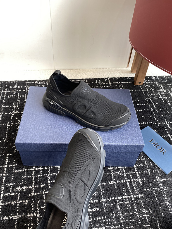 D1OR B30 SNEAKER