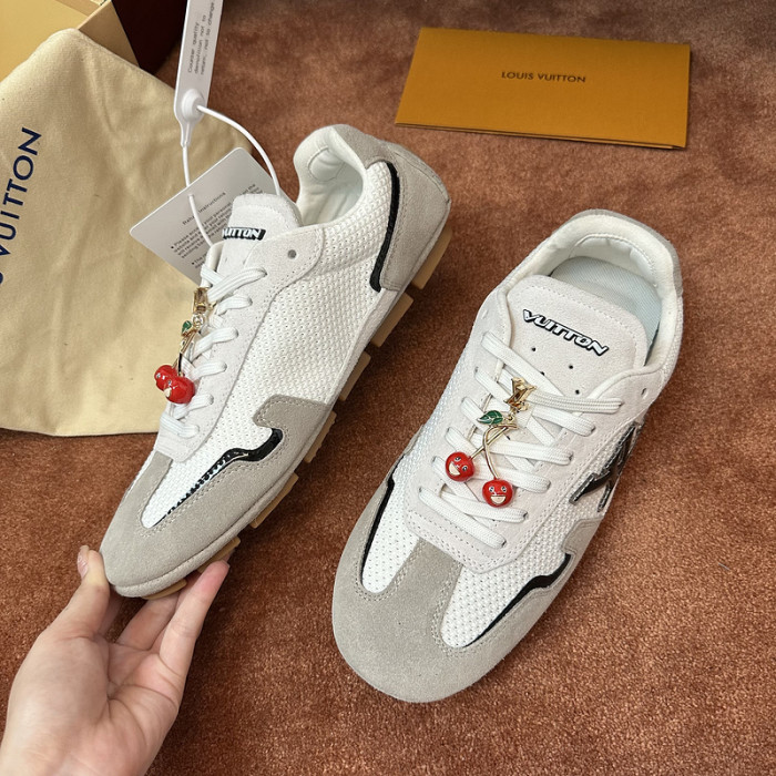 LOU1VTON SNEAKER