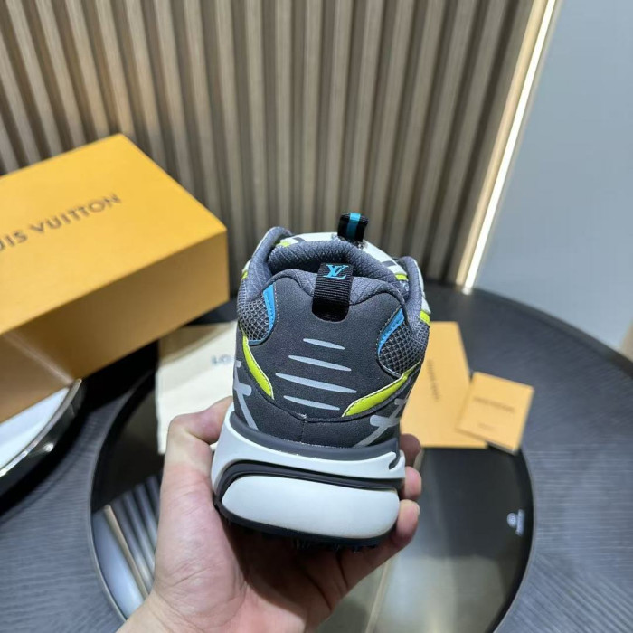 LOU1VTON SNEAKER