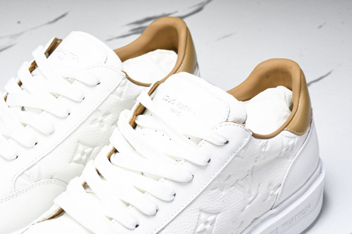LOU1VTON SNEAKER
