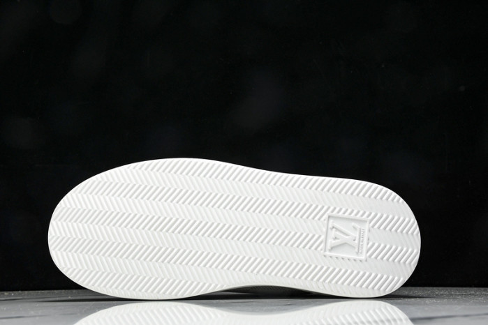 LOU1VTON SNEAKER