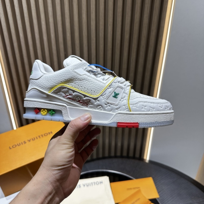 LOU1VTON SNEAKER