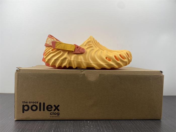Cr*0*s pollex clog by salehe bembury urchin