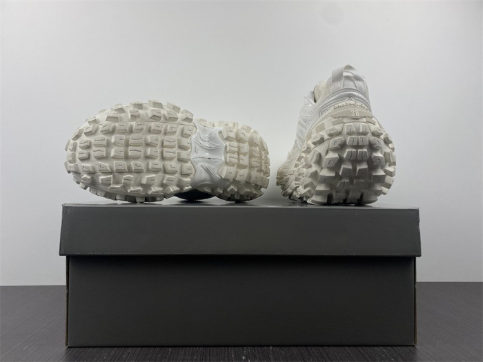 blc* defender sneaker