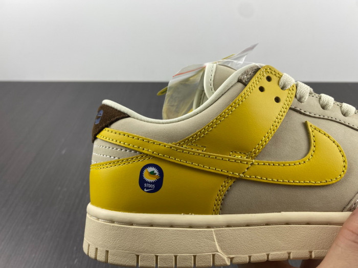 nike dunk low lx banana dr5487-100