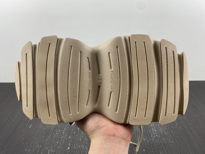 blc* hd lace-up sneaker