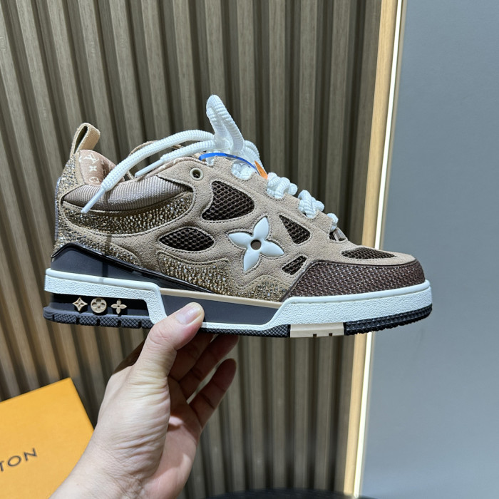 LOU1VTON SNEAKER