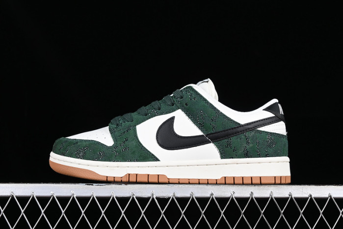 nike dunk low green snake fq8893-397