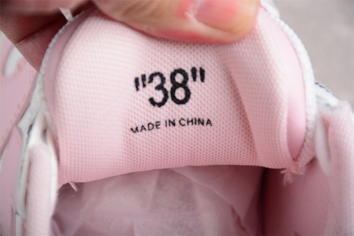 OFF-WHITE Out Of Office