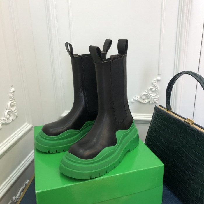 botteg*Ve*ne*ta tire leather ankle boots