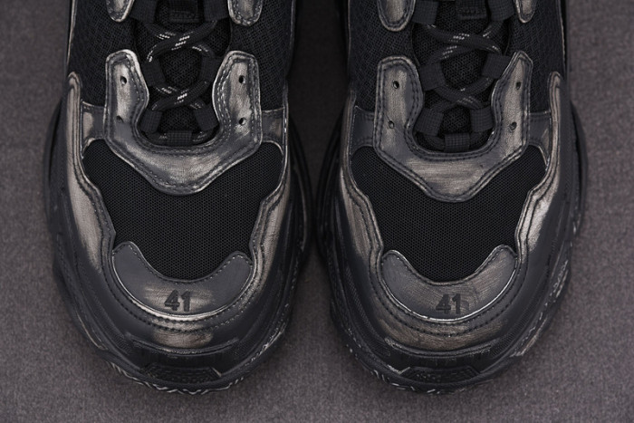 blc* triple s trainer