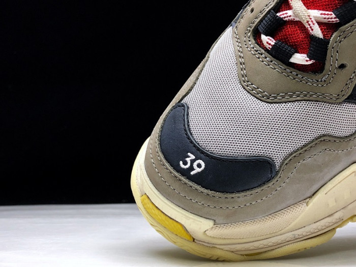 blc* triple s trainer