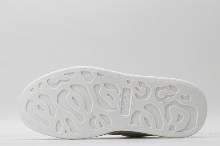 Mcqv*en oversized sneaker