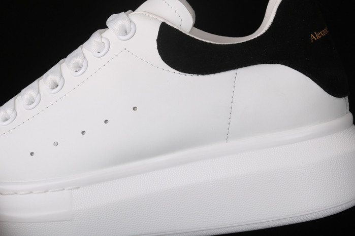 Mcqv*en oversized sneaker