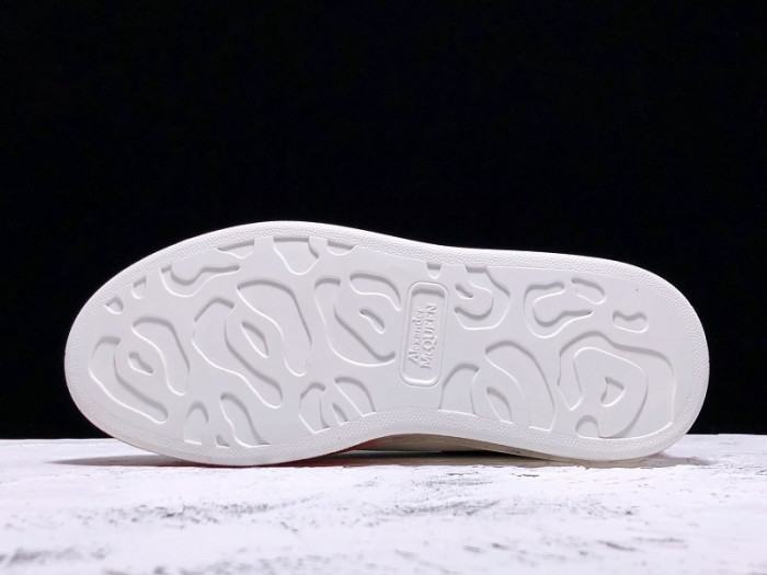 Mcqv*en oversized sneaker