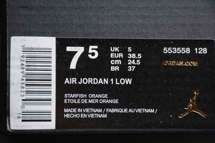 Air Jordan 1 Low 