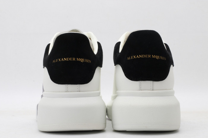 Mcqv*en oversized sneaker