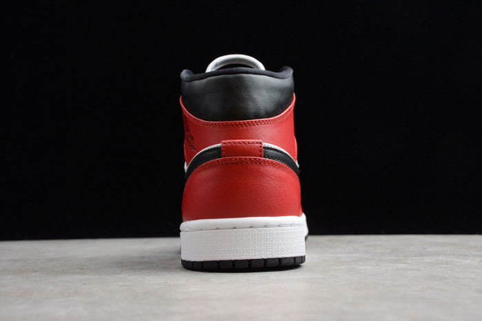 air jordan 1 mid chicago black toe 554724-069