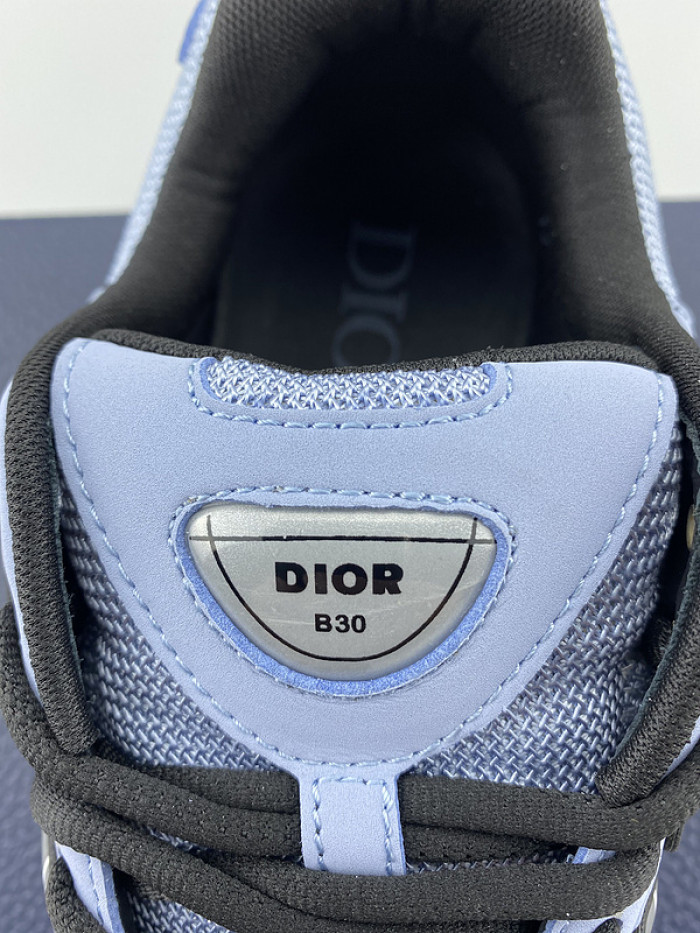 d1or b30 sneaker